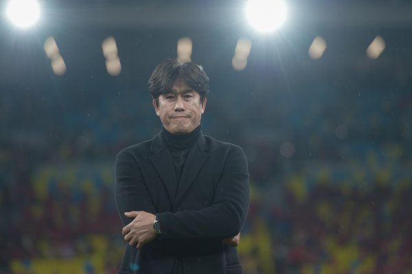 古代足球    报：蓉城8月迎来三线作战，下轮职业联赛  踢