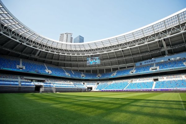 记者:新鹏城2名助教将继续留任,门将指导教练员和身体素质