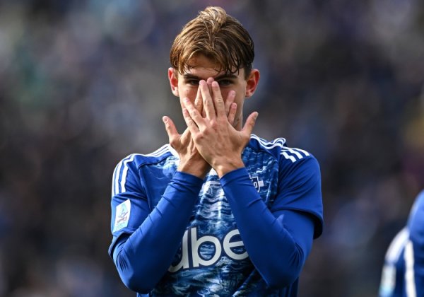 暴涨2000万😍21岁帕斯身价涨至5500万欧,皇马明夏可1