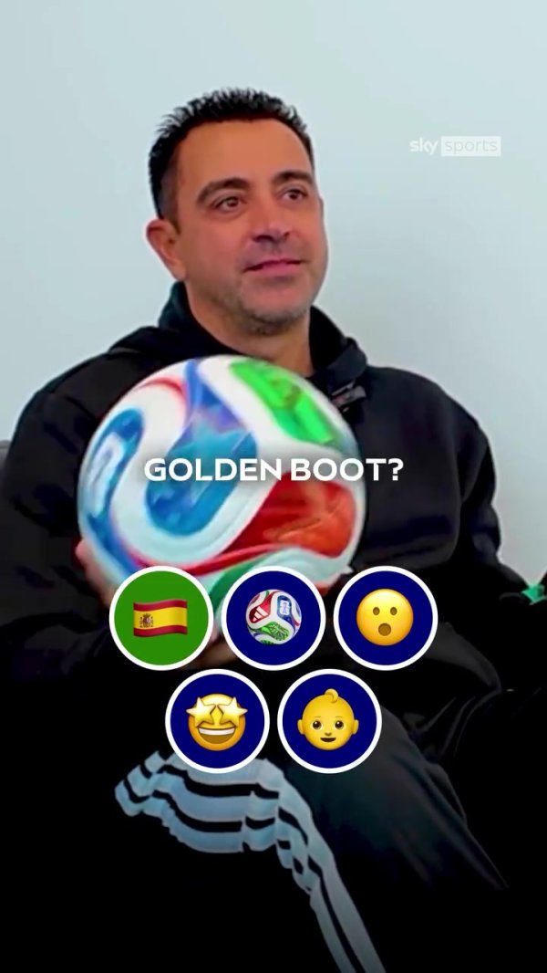 哈维快问快答：世界杯赛  第一名  西班牙，金靴+最佳球员亚