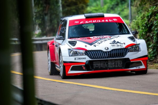 APRC/CRC龙游越野赛首日:徐俊一马当先