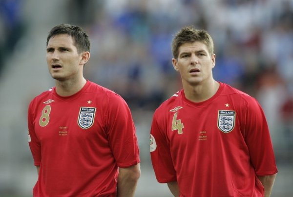 三狮黄金一代为何成绩糟糕？杰拉德：我们都幼稚、自负而且不团结