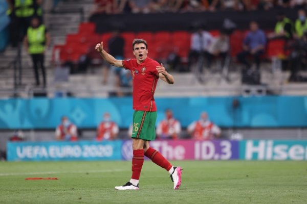 帕利尼亚：在拜仁负伤  期间确实很艰难，这也影响了我国家队的