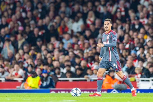 奥利匹亚科斯中场球员：能否理解亚马尔的处境？我18岁时射门没