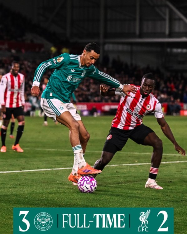 一泻千里！5轮时利物浦积15分5分领跑，9轮后还是15分被曼