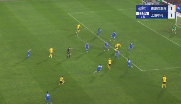 到底谁9人？上半场最后阶段，9人西海岸连续围攻11人申花