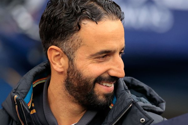 曼联寻求自去年2月后首次英超三连胜，但近三次主场作战  对布