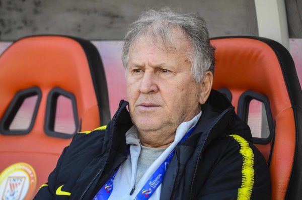 济科：不敌日本给巴西好好上了一课 日本队有进入世界杯赛  四