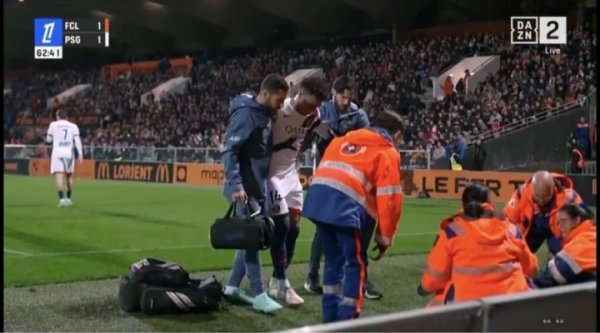 法媒：杜埃将缺席几周，巴黎希望他年底前回归最迟不超过1月份