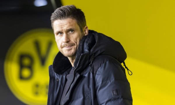 凯尔：我们在1-0领跑  后停止了盘带踢法，这让汉堡重新占据