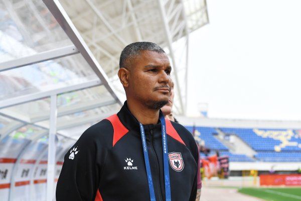 官方：陕西联合主指导教练员乔瓦尼离任，战绩12胜9平12负位