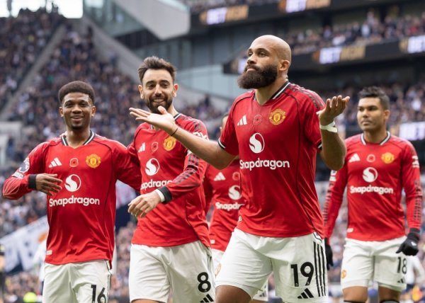 曼联旧将：曼联距离曼城的实力还有不小差距，应以争四为目标